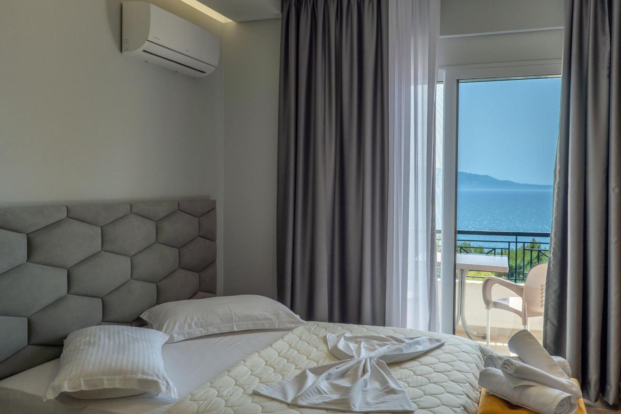 Sunkised Hotel Sarandë Eksteriør bilde