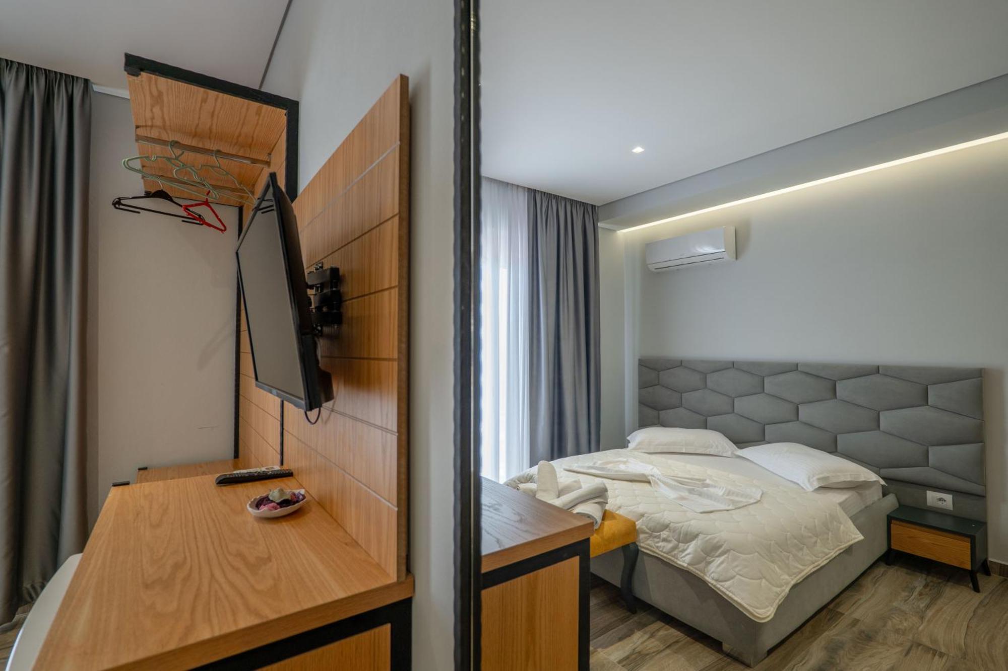 Sunkised Hotel Sarandë Eksteriør bilde