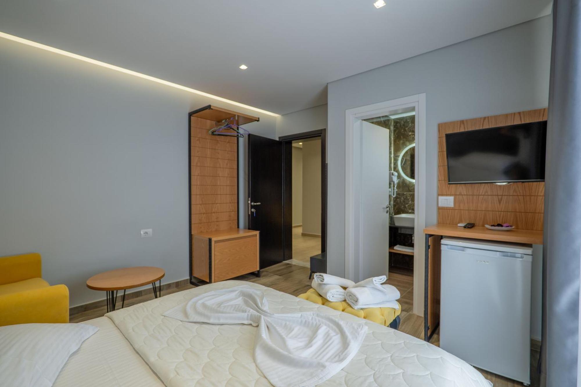 Sunkised Hotel Sarandë Eksteriør bilde