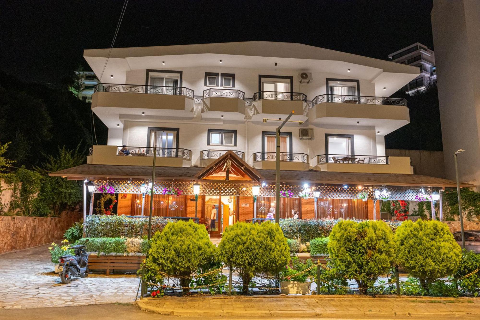 Sunkised Hotel Sarandë Eksteriør bilde