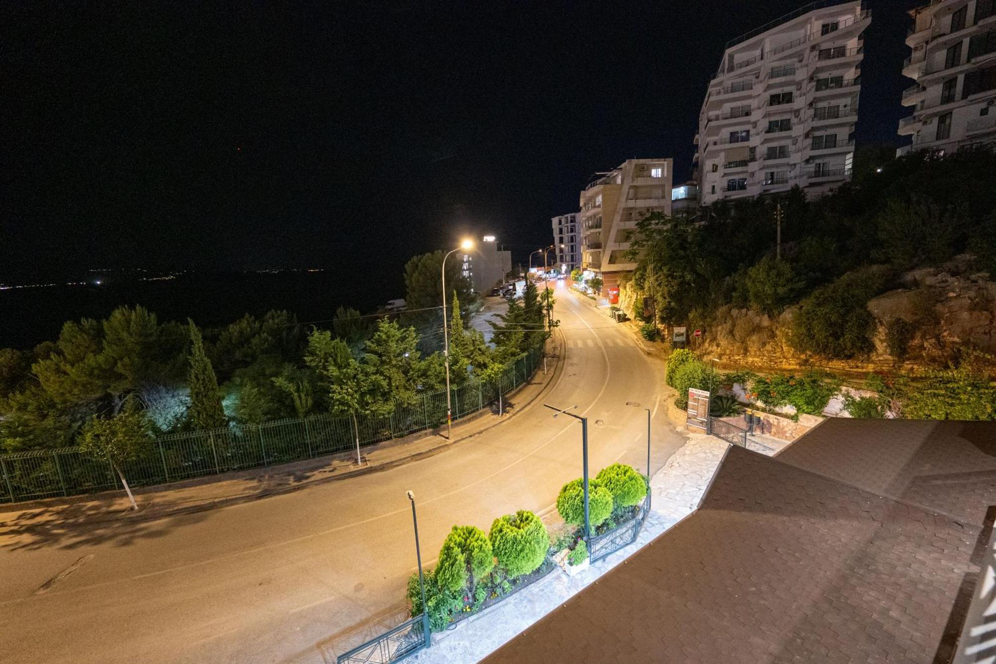 Sunkised Hotel Sarandë Eksteriør bilde