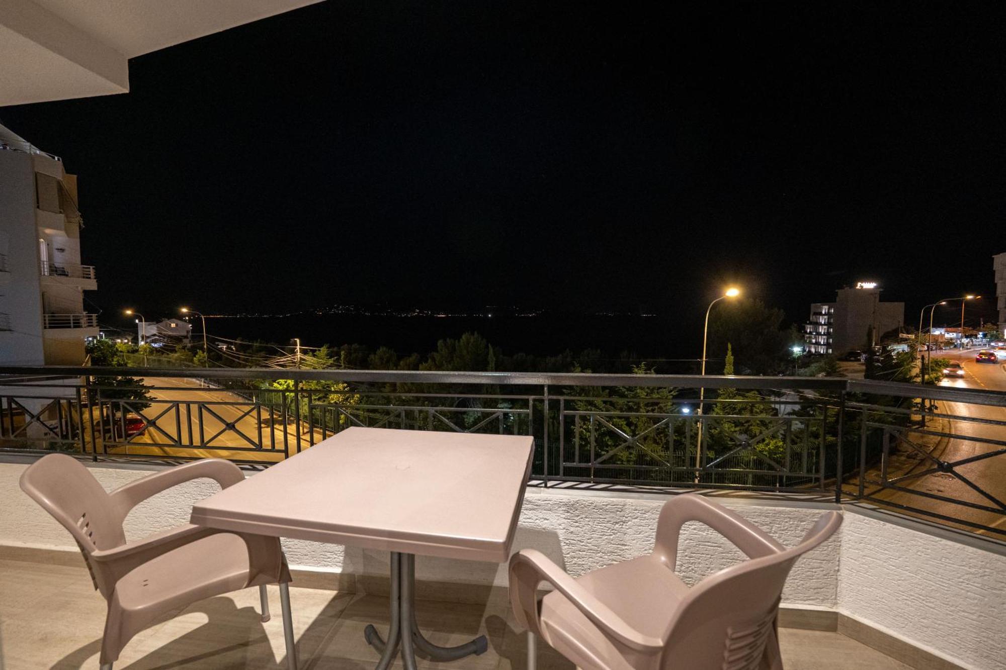 Sunkised Hotel Sarandë Eksteriør bilde
